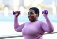 /content/dam/uhc/uhone/health-and-wellness/wide-WomanLiftingWeights-1339086477_m_0.jpg